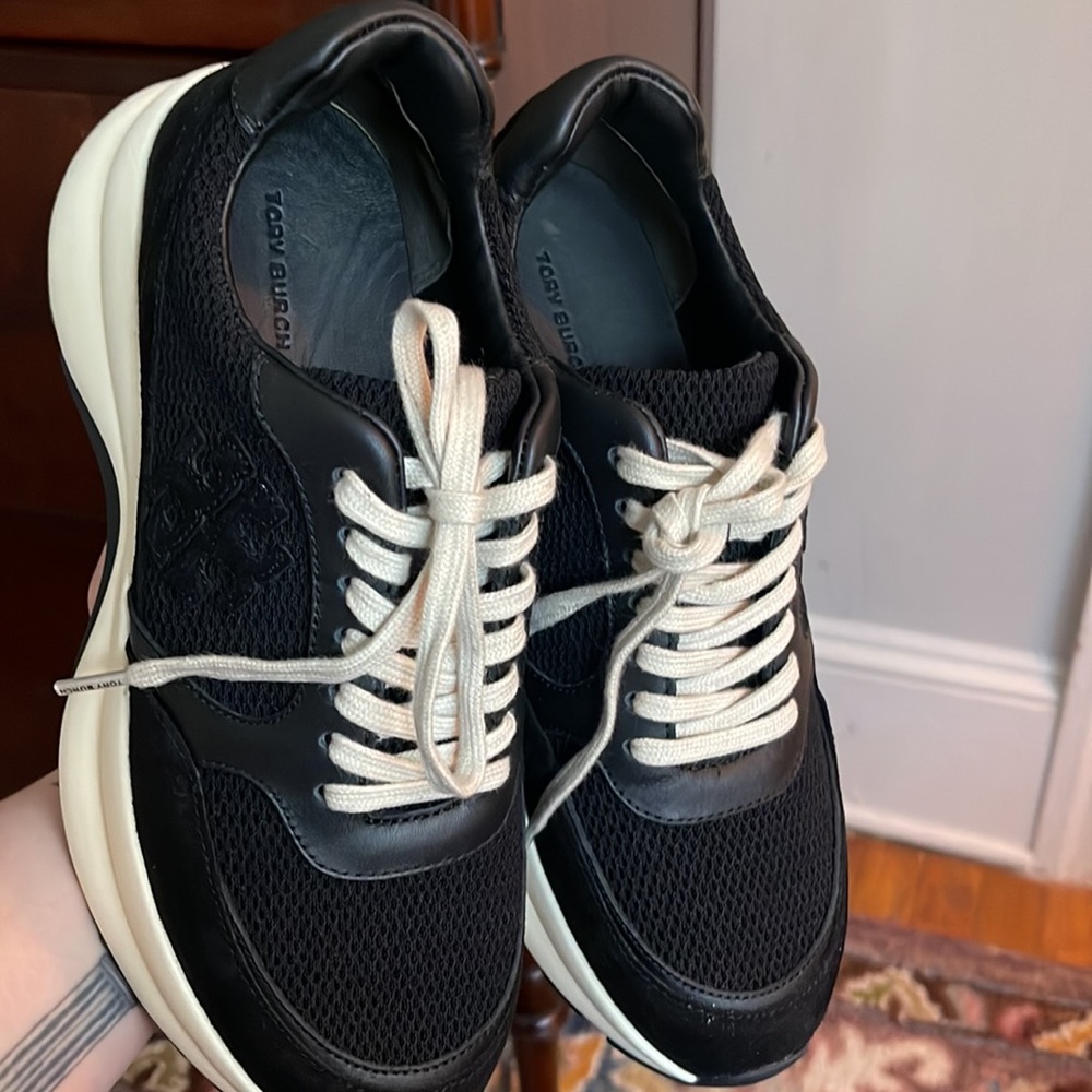New, never worn Tory Burch Kick Trainers Black